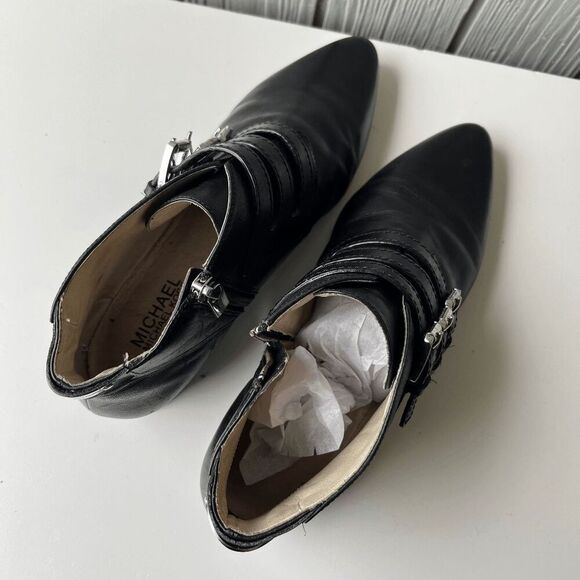 Michael Kors MK Roswell Black Leather Ankle Boots Buckle Pointed Toe 8 - Picture 10 of 16